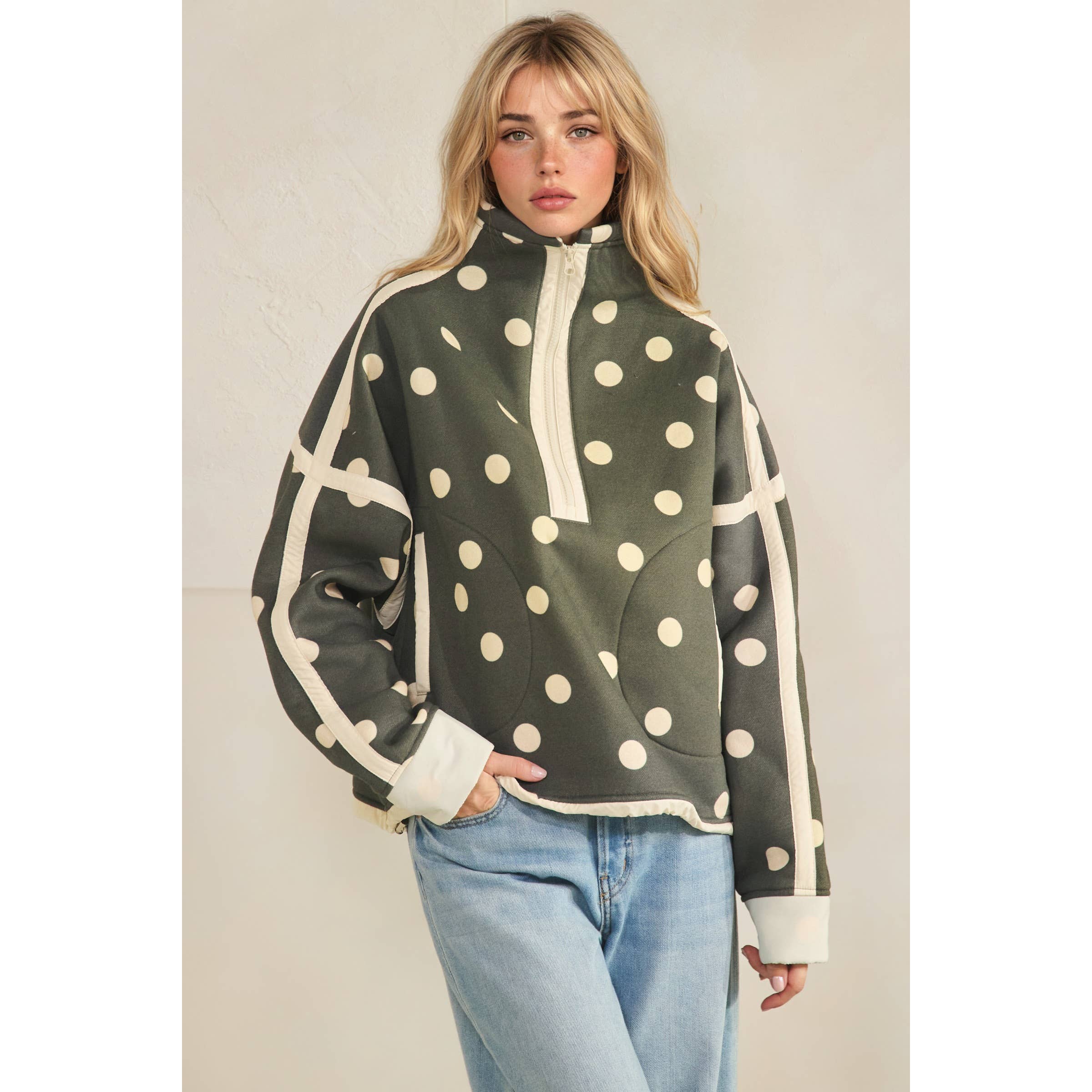 Polka Dot Contrast Pull Over