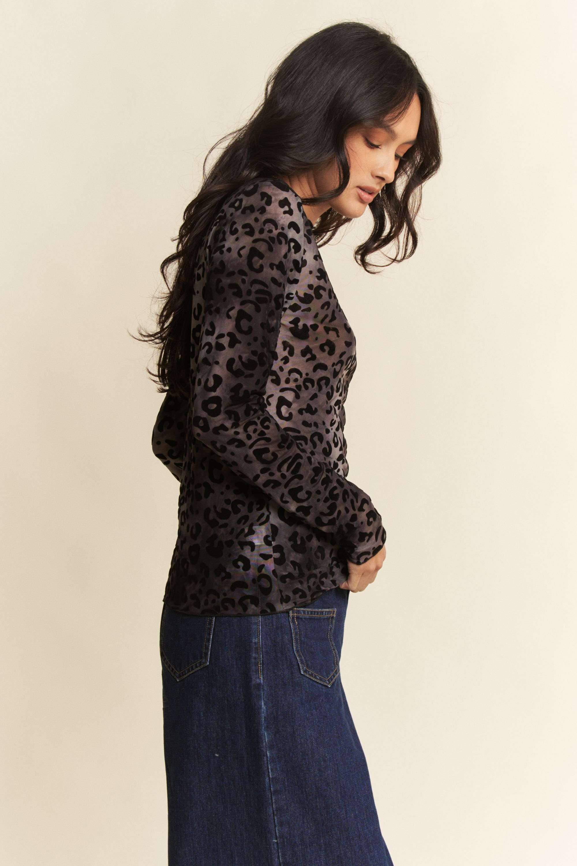 PLUS LEOPARD PRINT TEXTURED LAYERING TOP