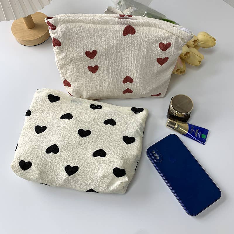Heart Print Zipper Pouch for Daily Essentials