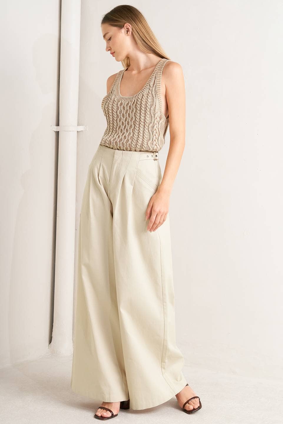 A solid woven pant - FP1897 LIGHT BEIGE