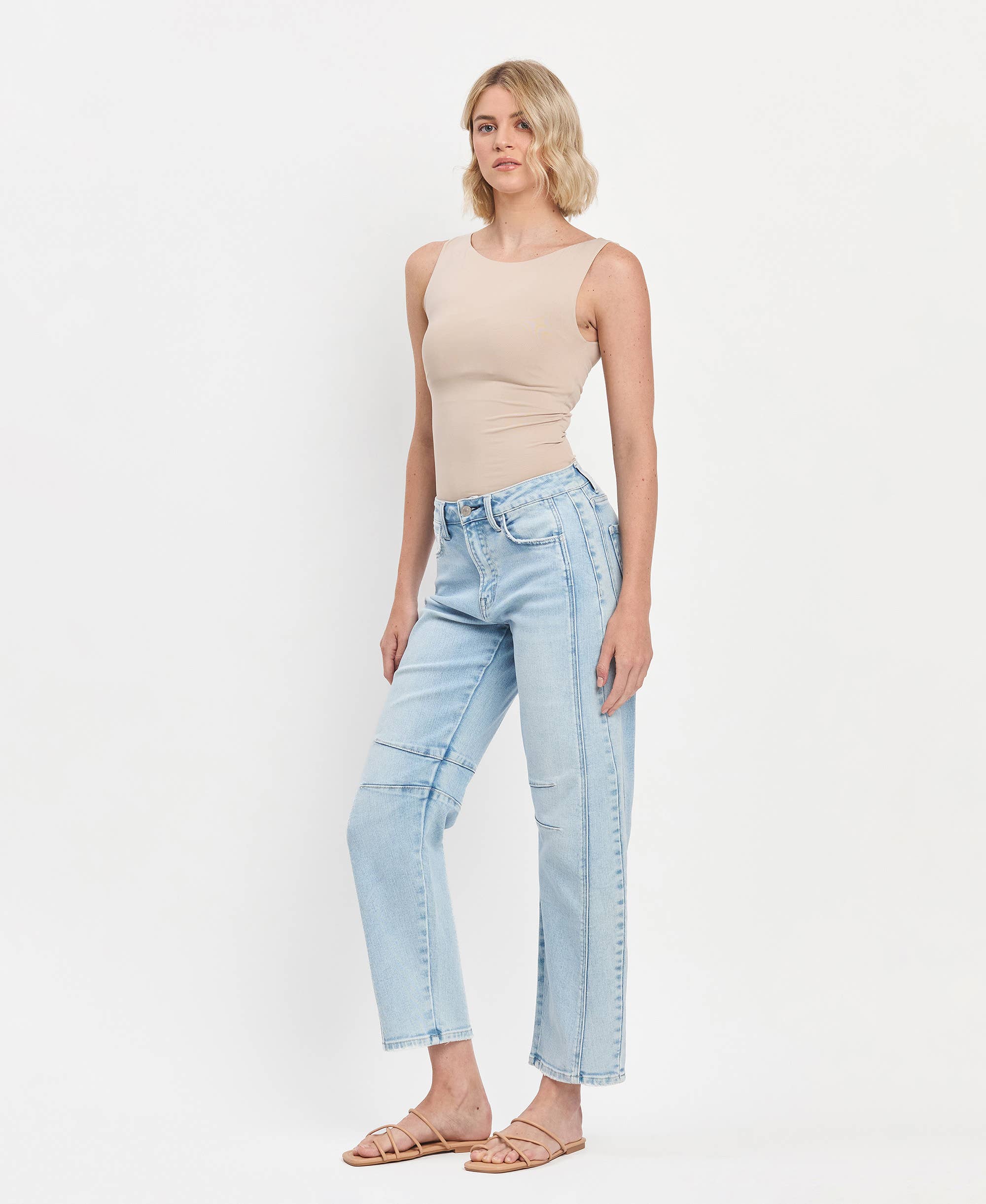 HIGH RISE LIGHT WASH BARREL LEG JEANS F5768LT
