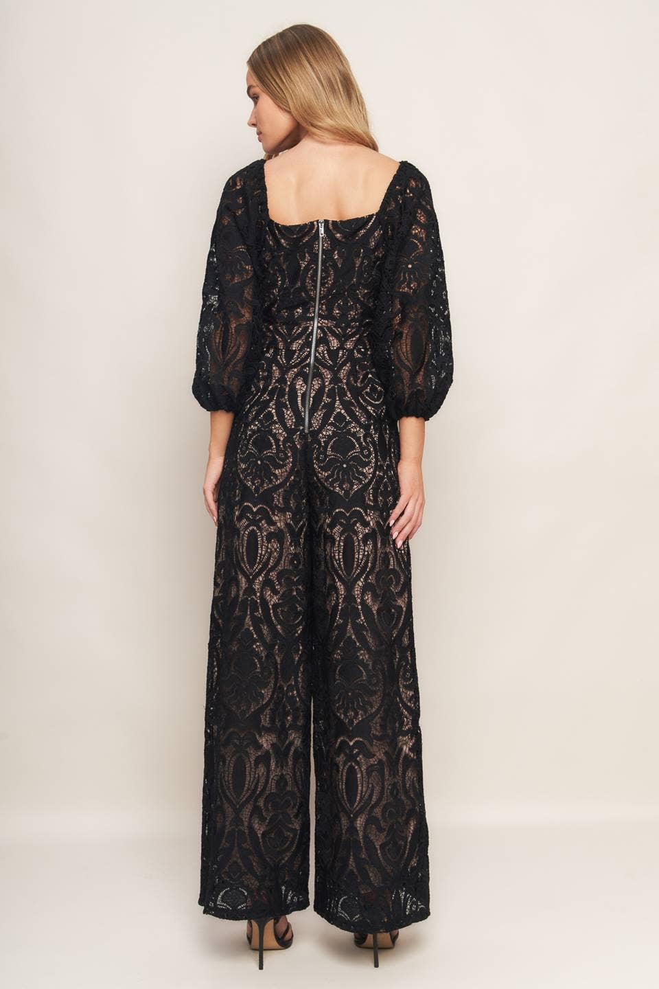 A woven lace jumpsuit - IP8557
