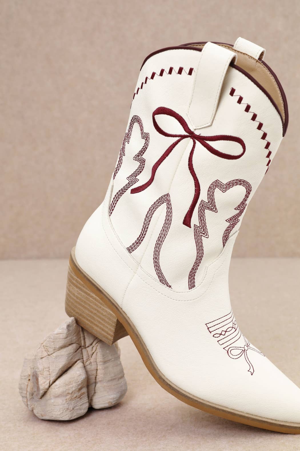 ZETA RIBBON EMBROIDERY WESTERN ANKLE BOOTS