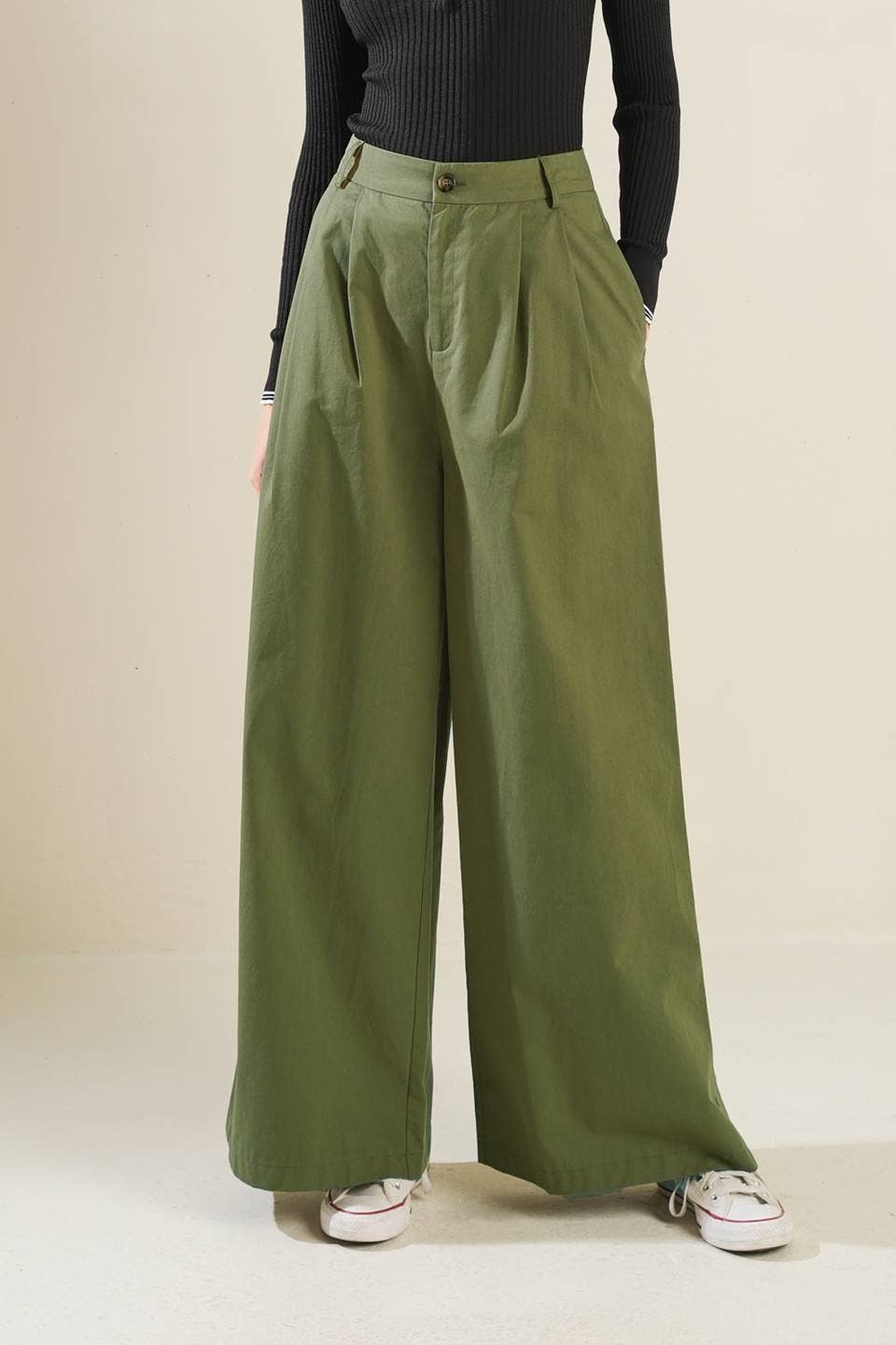 A solid woven pant - FP1315