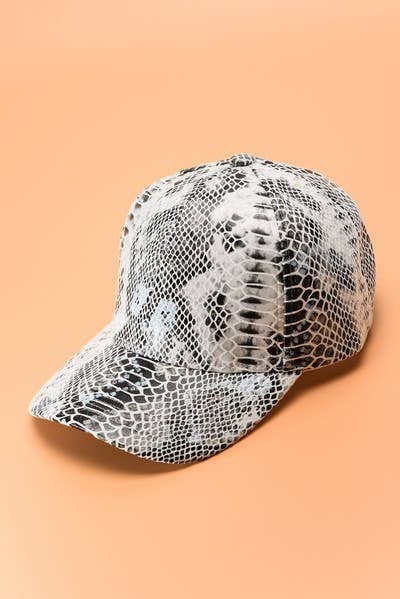 ANIMAL PRINT BASE BALL CAPS