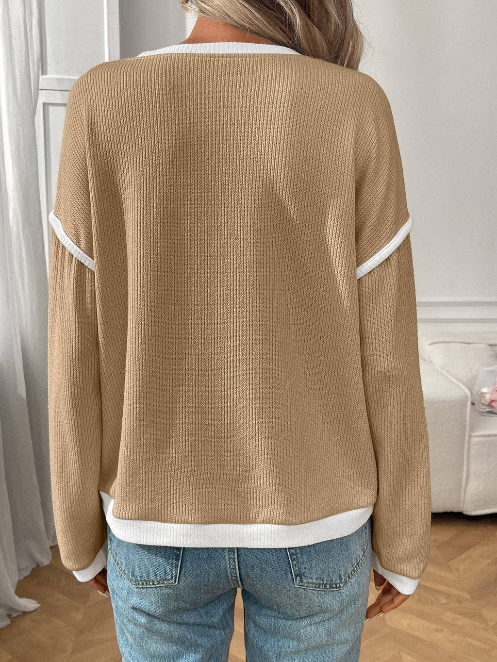 Women's Contrast Trim Waffle Knit Long Sleeve Pullover