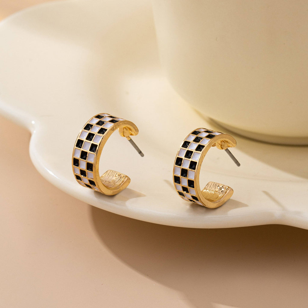CHECKER EPOXY HUGGIE HOOP EARRINGS