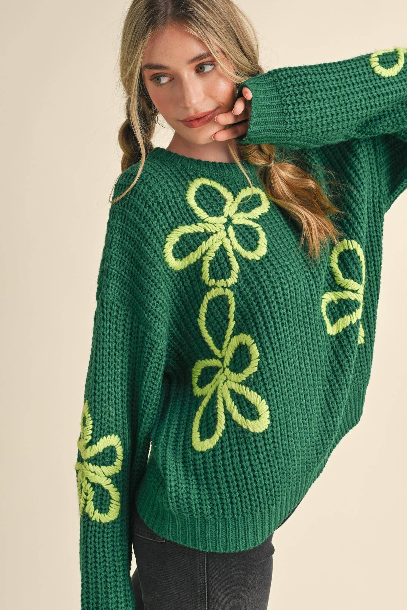 FLORAL CONTRAST STITCH PULLOVER SWEATER
